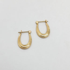 ARETES PAR ORO 10 K 1,00 GRMS (SEMINUEVO)