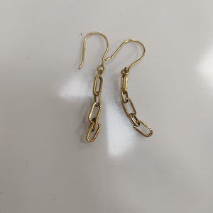 ARETES PAR ORO 14 K 1.8 GRMS (SEMINUEVO)