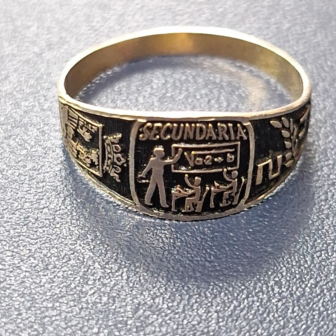 ANILLO DE GRADUACIÓN ORO 8 K 1.5 GRMS (SEMINUEVO)