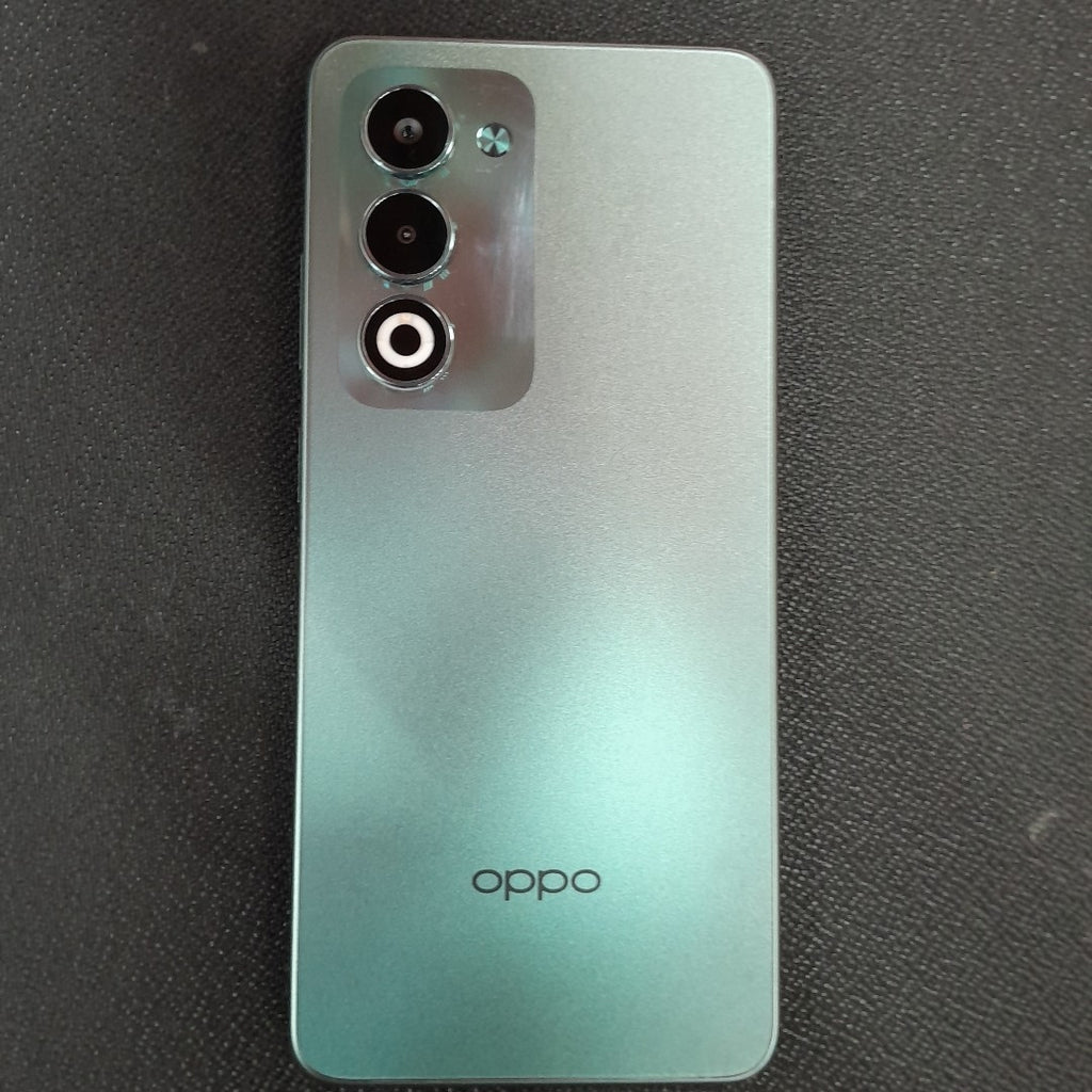 CELULAR OPPO A5 CPH2727 (2025) 256 GB 4 GB RAM (SEMINUEVO)