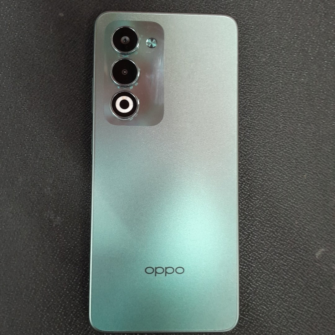 CELULAR OPPO A5 CPH2727 (2025) 256 GB 4 GB RAM (SEMINUEVO)