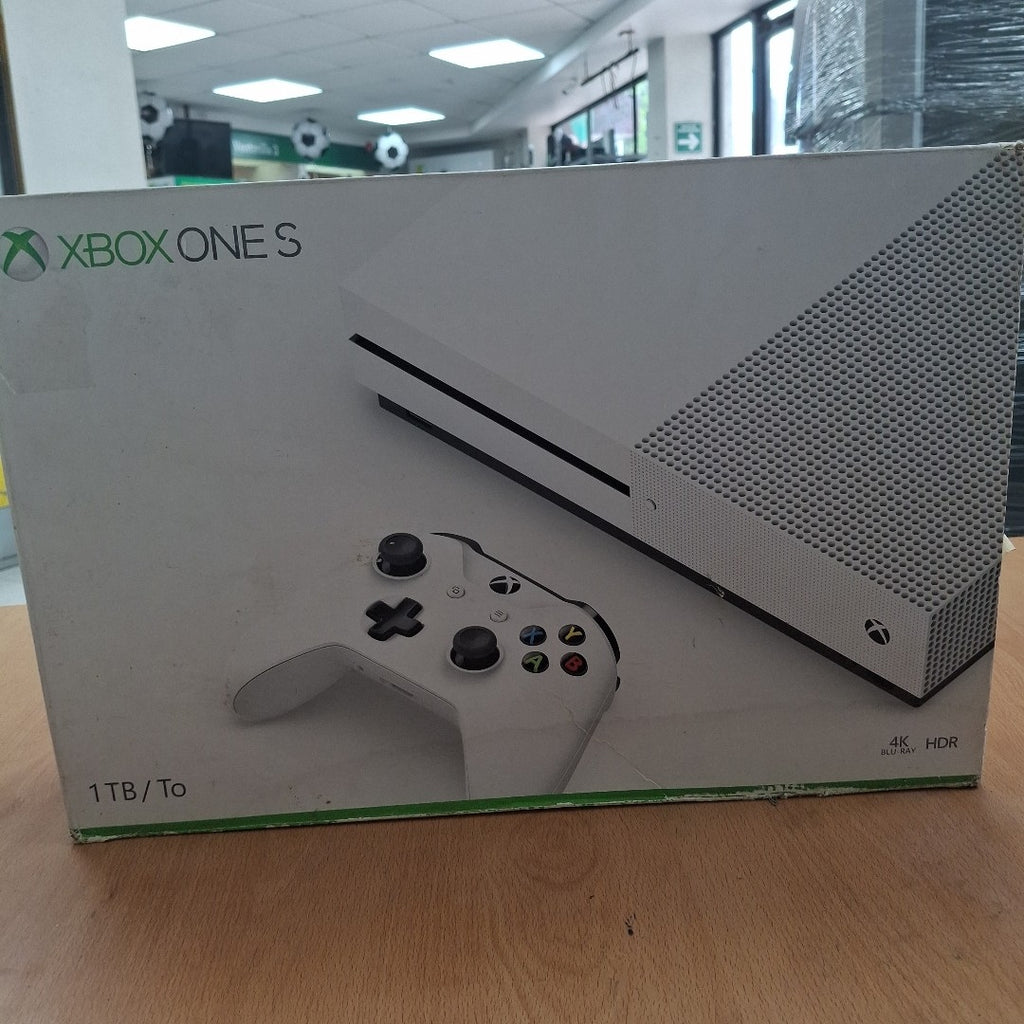CONSOLA DE VIDEOJUEGO MICROSOFT XBOX ONE S 1 TB (SEMINUEVO)