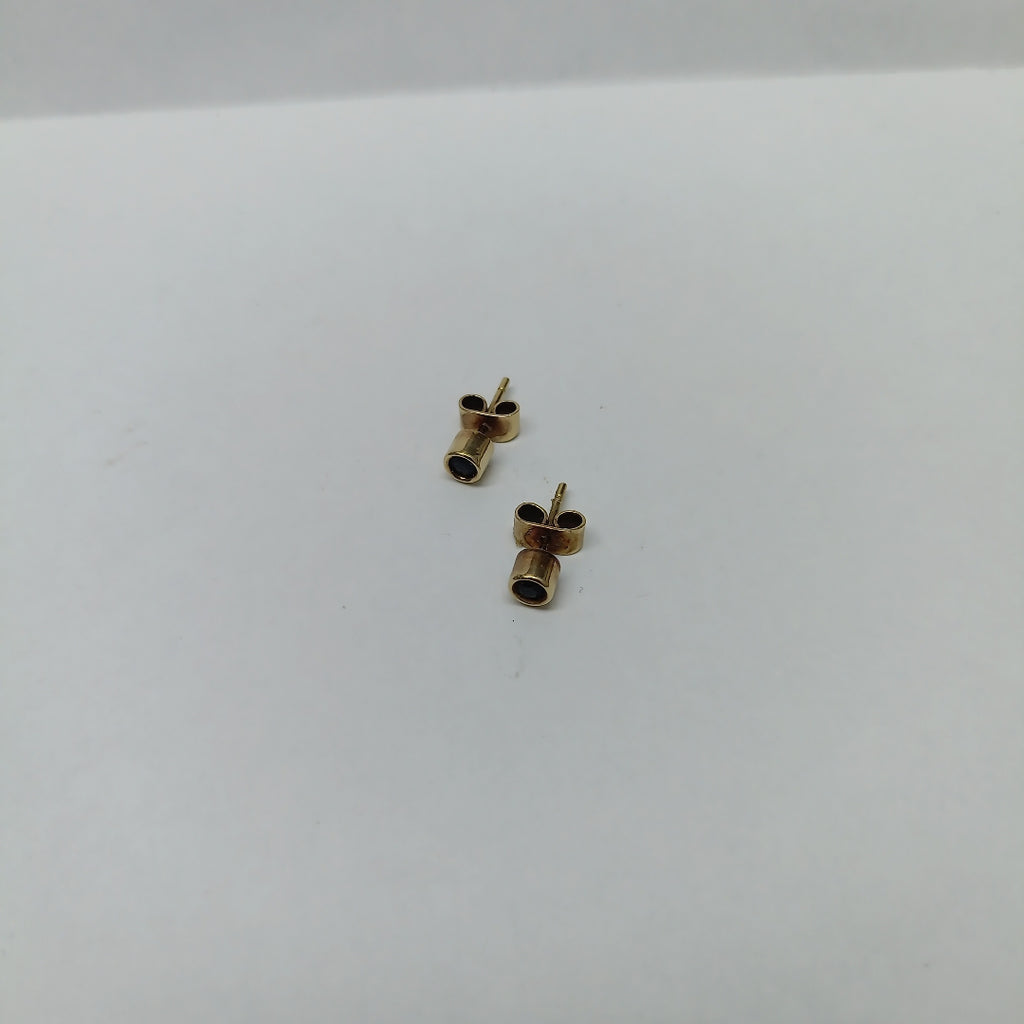 BROQUELES PAR ORO 14 K 1.6 GRMS (SEMINUEVO)