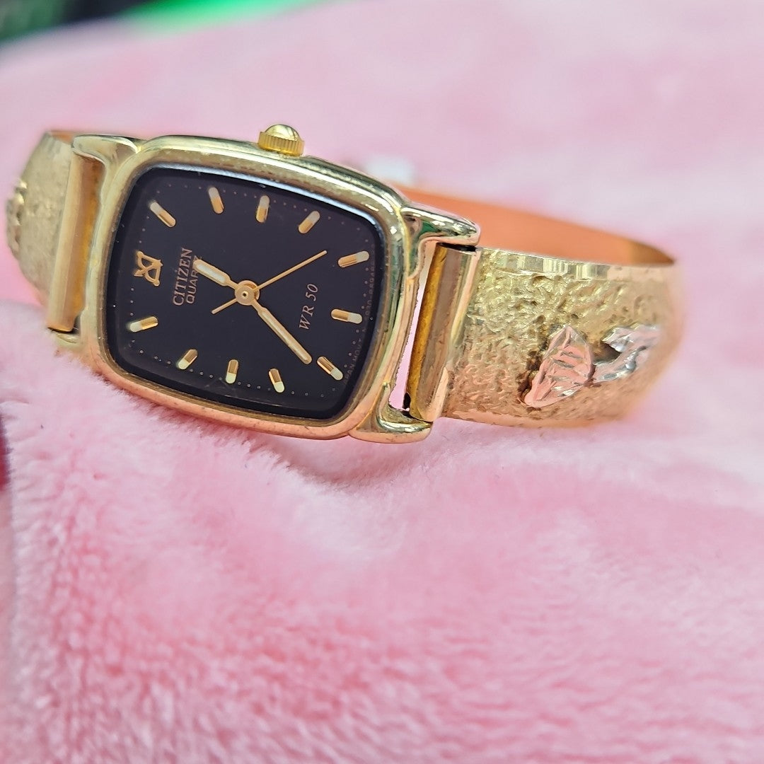 RELOJ CAJA ACERO PULSO ORO ORO 10 K 25.8 GRMS (SEMINUEVO)