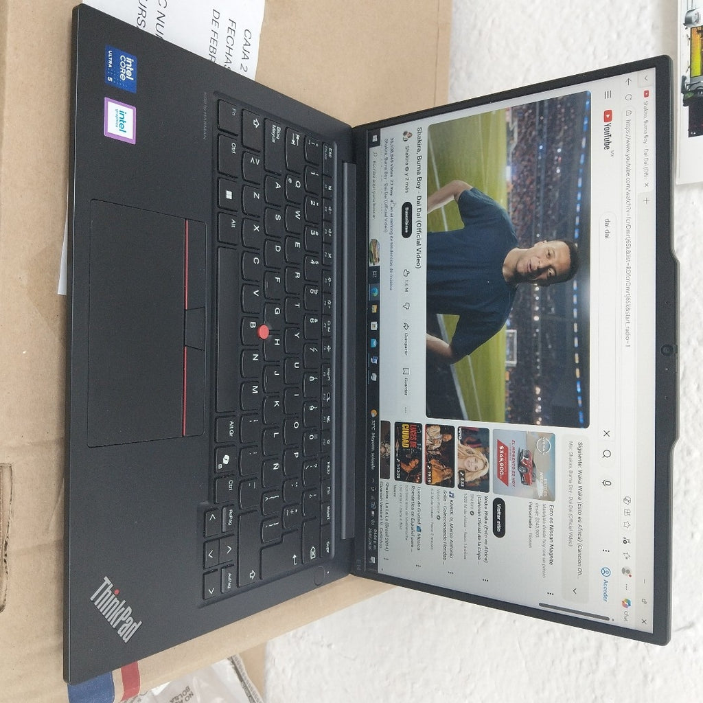 LAPTOP LENOVO THINKPAD E14 GEN 6 (2024) 512 GB SSD 16 GB RAM (SEMINUEVO)