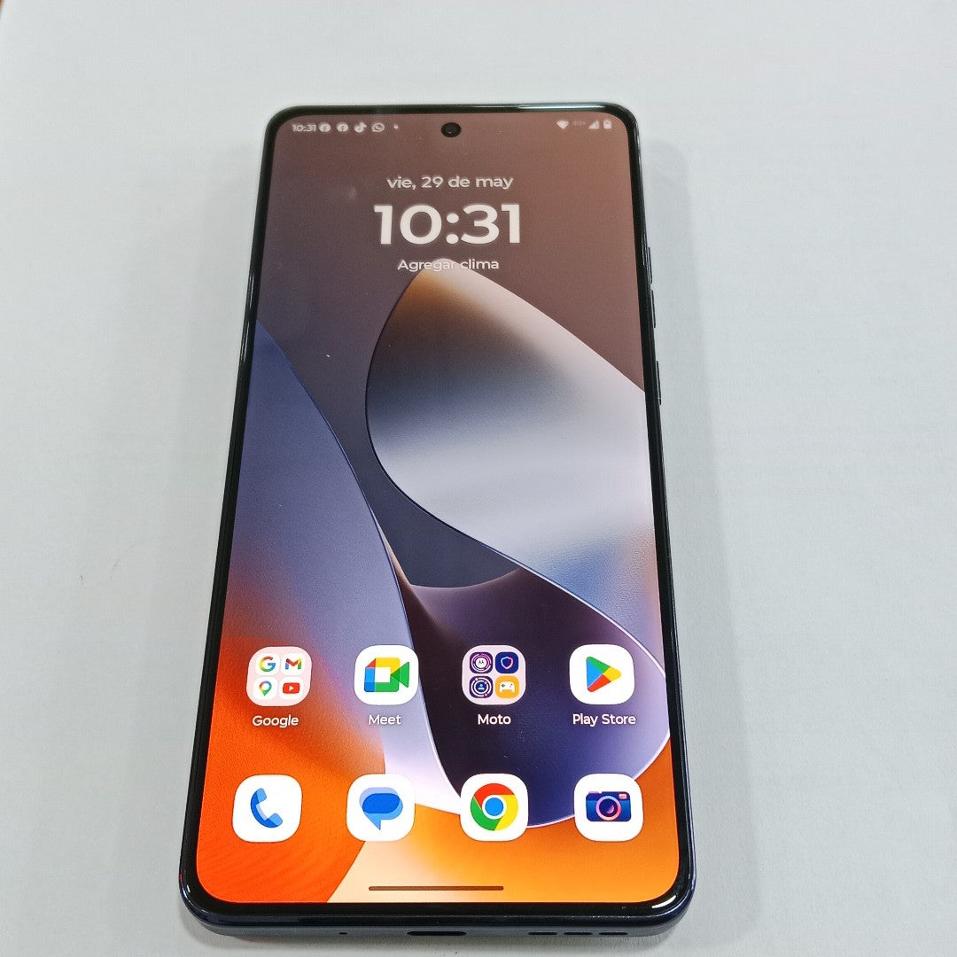 CELULAR MOTOROLA MOTO G86 XT2527-1 (2025) 256 GB 8 GB RAM (SEMINUEVO)