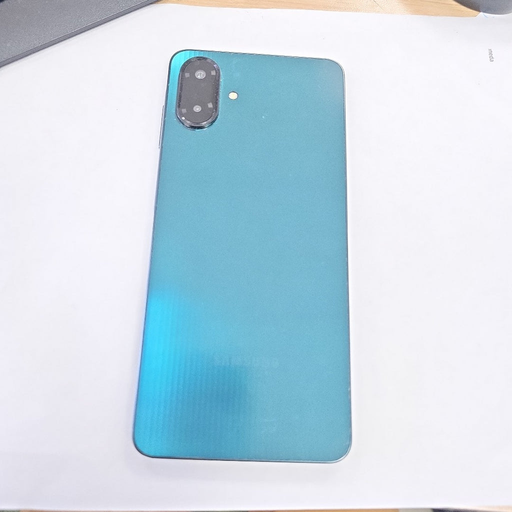 CELULAR SAMSUNG GALAXY A07 SM-A075M (2025) 64 GB 4 GB RAM (SEMINUEVO)