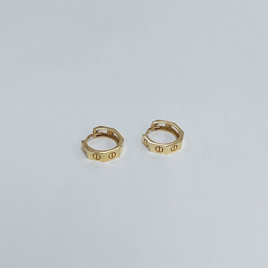 ARRACADAS PAR ORO 14 K 2.5 GRMS (SEMINUEVO)