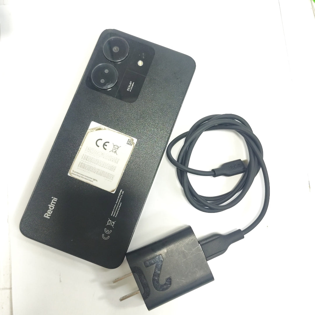 CELULAR XIAOMI REDMI 13C 23100RN82L (2023) 256 GB 8 GB RAM (SEMINUEVO)