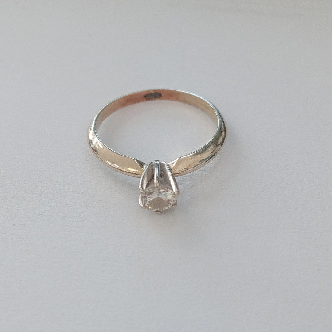 ANILLITO ORO BLANCO 14 K 1.8 GRMS (SEMINUEVO)