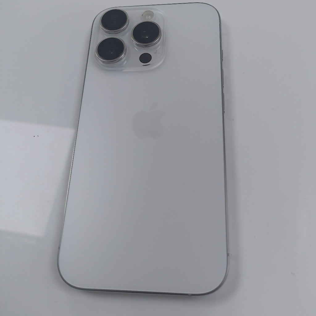 CELULAR APPLE IPHONE 16 PRO A3294 (2024) 128 GB 8 GB RAM (SEMINUEVO)