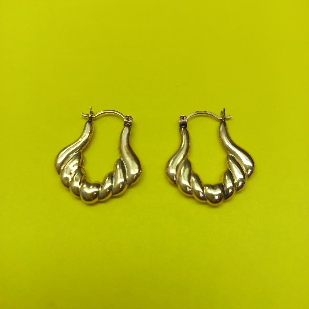 ARRACADAS PAR ORO 14 K 2.9 GRMS (SEMINUEVO)