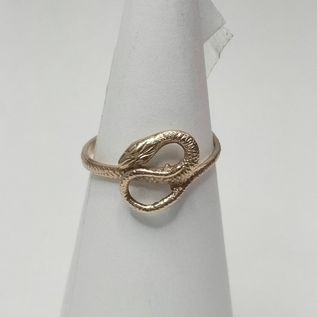 ANILLO ORO 10 K 1.4 GRMS (SEMINUEVO)