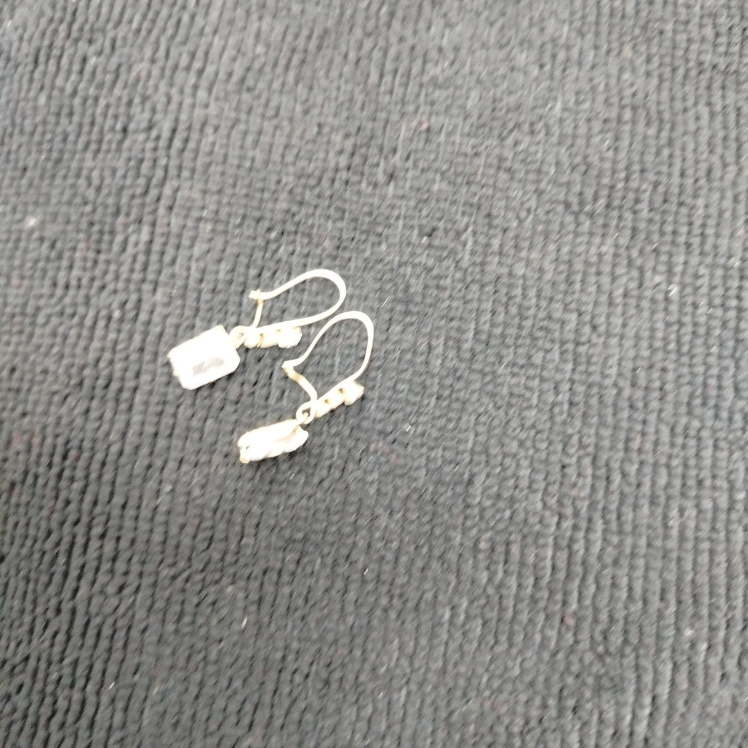 ARETES PAR ORO 10 K 1.6 GRMS (SEMINUEVO)