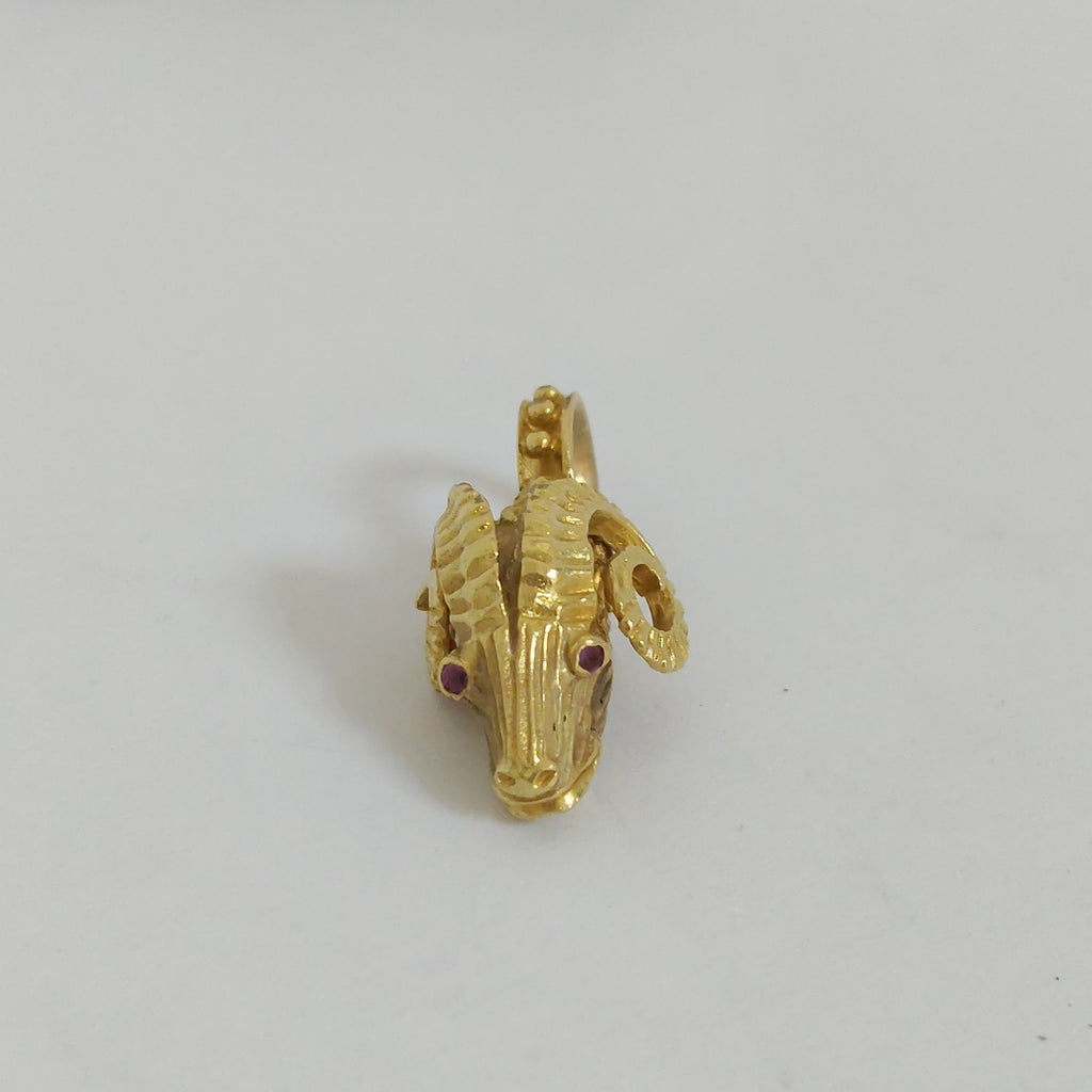 DIJE ORO 18 K 6.6 GRMS (SEMINUEVO)