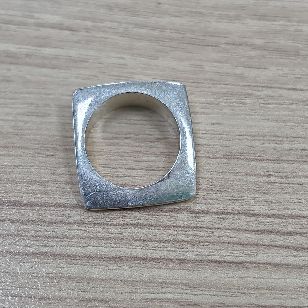 ANILLITO PLATA 8.3 GRMS (SEMINUEVO)