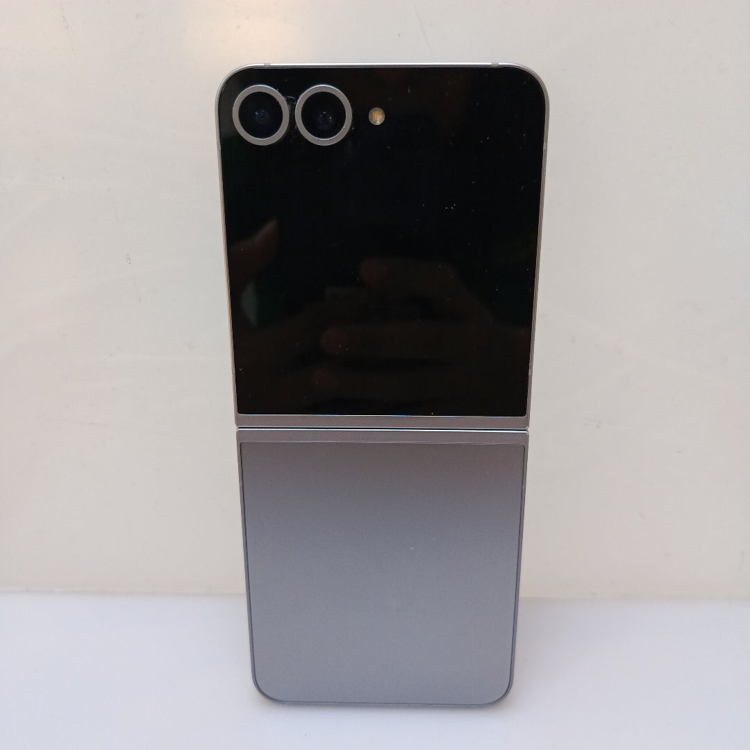 CELULAR SAMSUNG GALAXY Z FLIP6 SM-F741B (2024) 256 GB 12 GB RAM