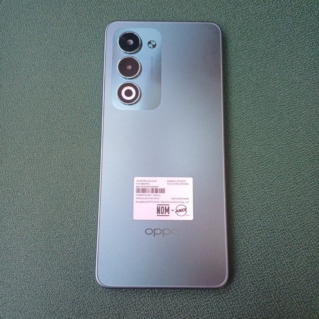 CELULAR OPPO A5 CPH2727 (2025) 256 GB 4 GB RAM (SEMINUEVO)
