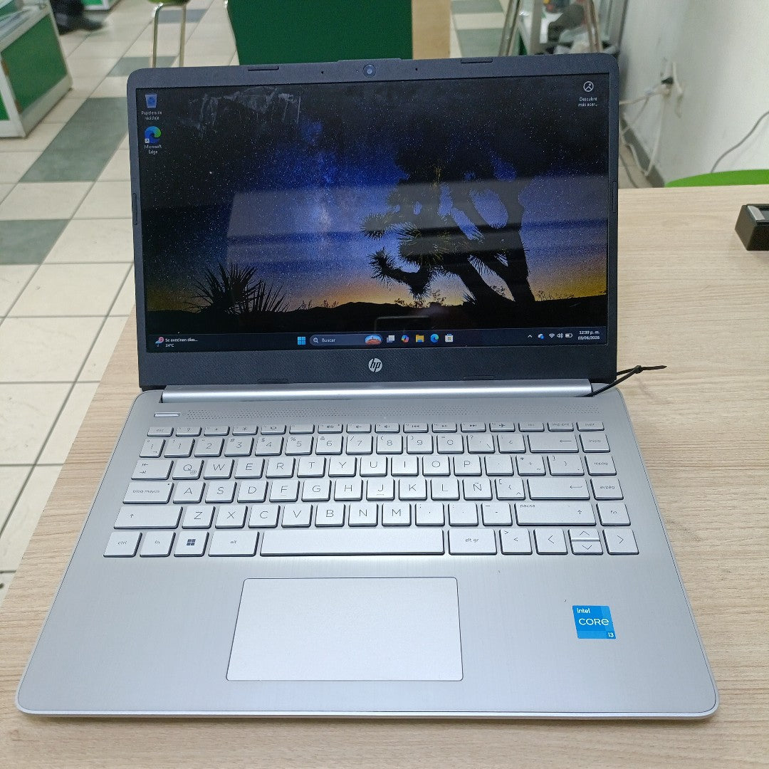 LAPTOP HP 14-DQ5032LA (2023) 512 GB SSD 8 GB RAM (SEMINUEVO)