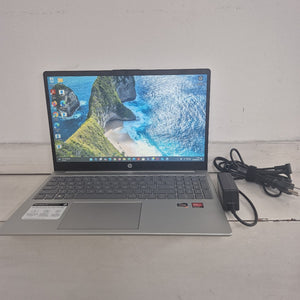 LAPTOP HP 15-FC0080LA (2024) 512 GB SSD 16 GB RAM (SEMINUEVO)