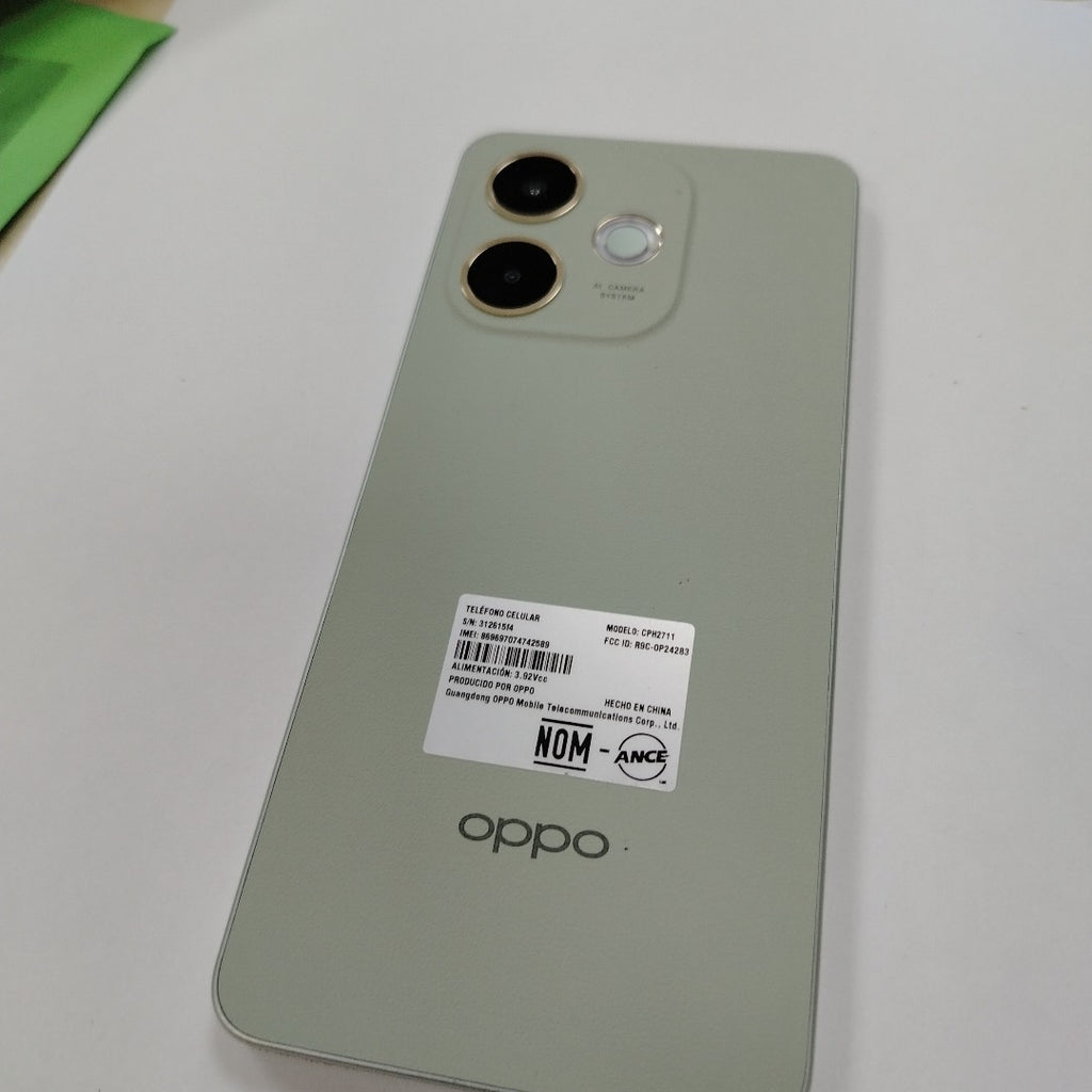 CELULAR OPPO A5 PRO CPH2711 (2025) 256 GB 8 GB RAM (SEMINUEVO)