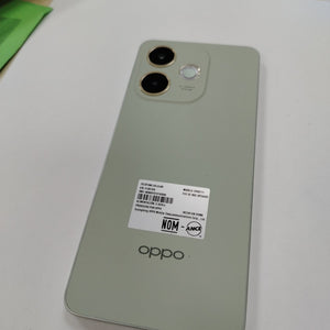 CELULAR OPPO A5 PRO CPH2711 (2025) 256 GB 8 GB RAM (SEMINUEVO)