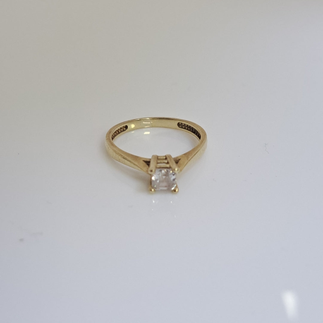SOLITARIO ORO 14 K 1.7 GRMS (SEMINUEVO)