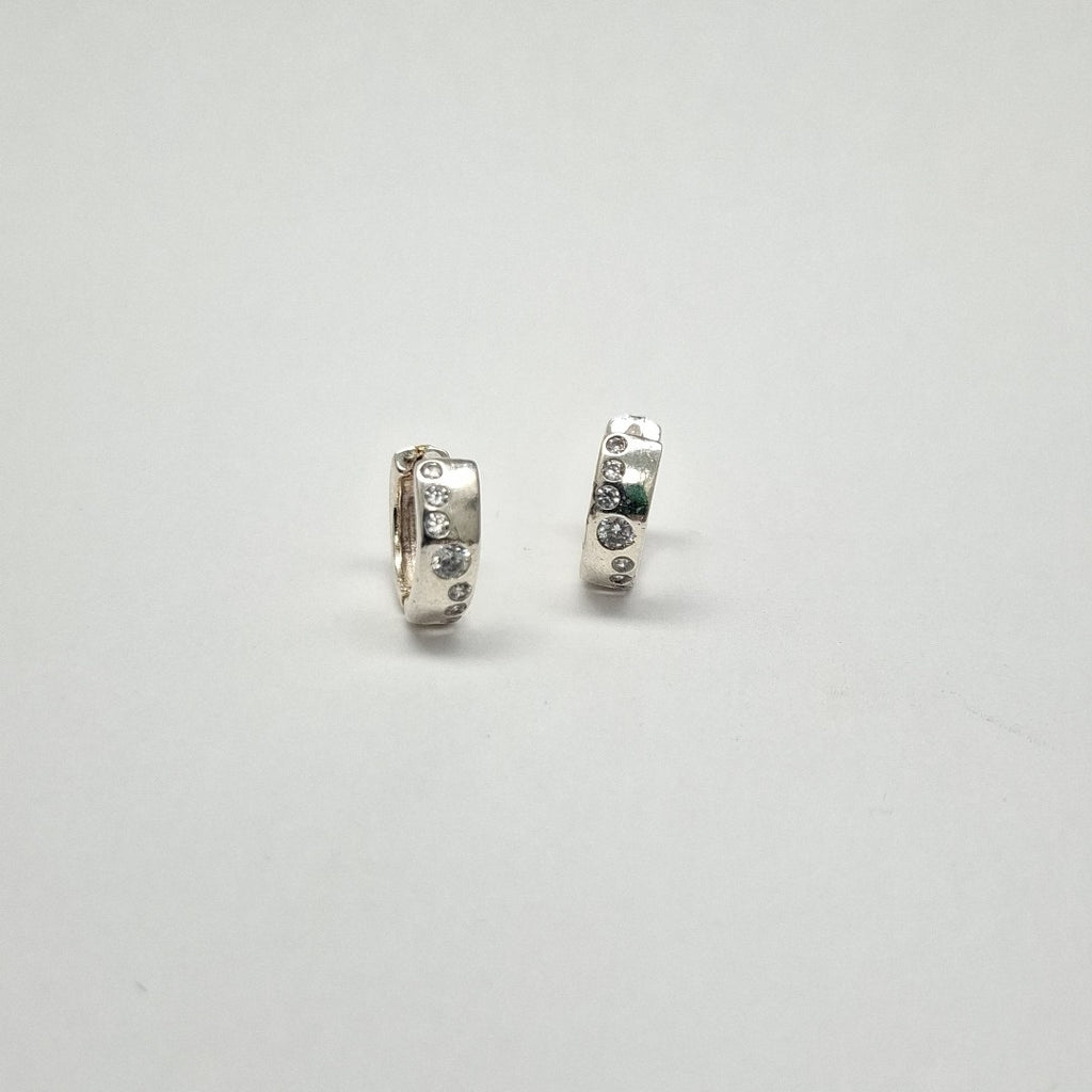 ARRACADAS C/CIRCONIAS PLATA .925 2.1 GR (NUEVO)