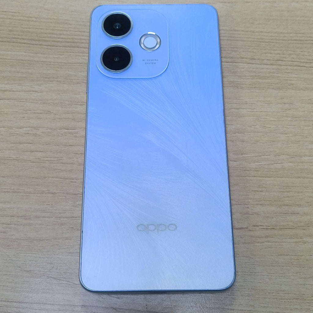 CELULAR OPPO A5 PRO CPH2711 (2025) 256 GB 8 GB RAM (SEMINUEVO)