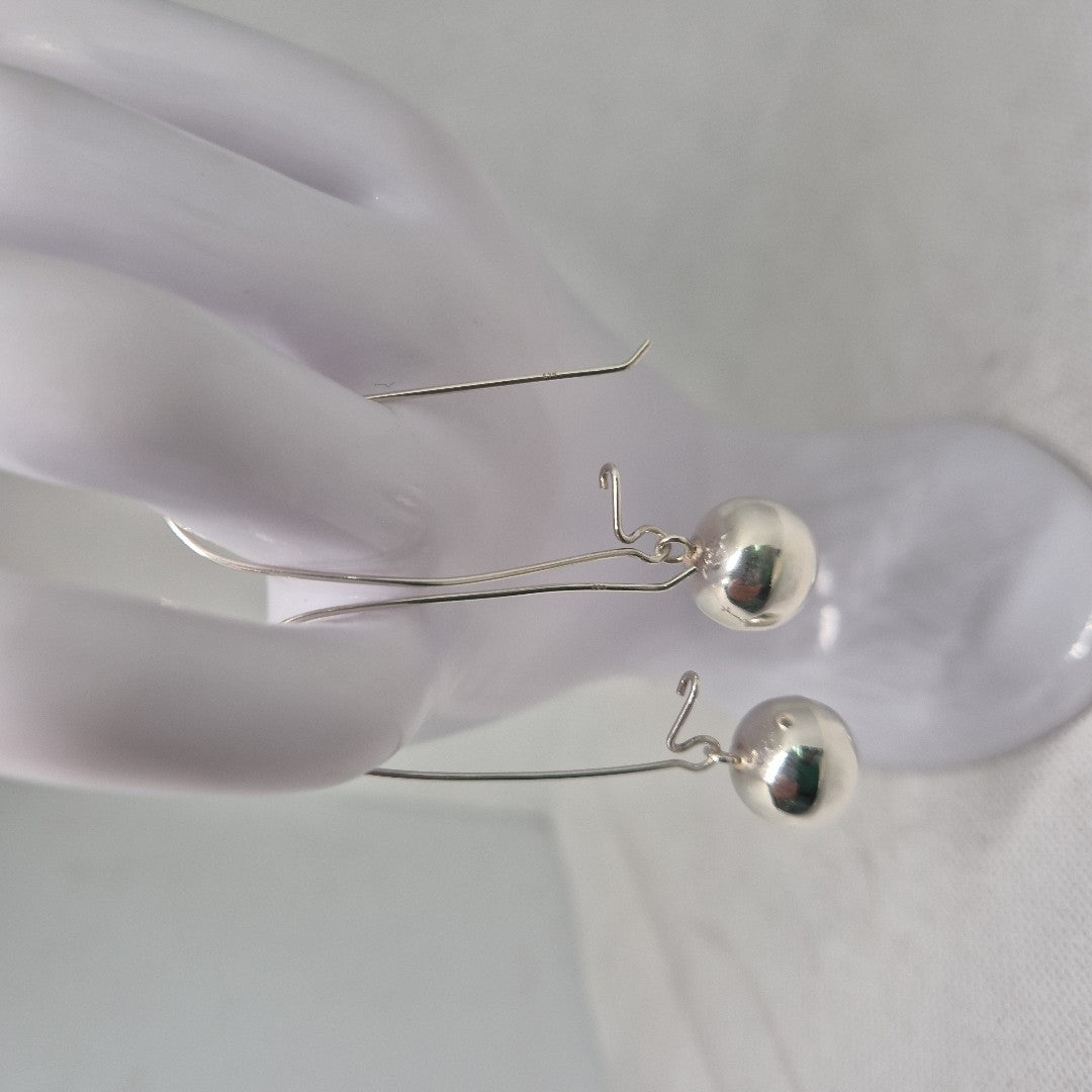 ARETES PAR PLATA 4.7 GRMS (SEMINUEVO)