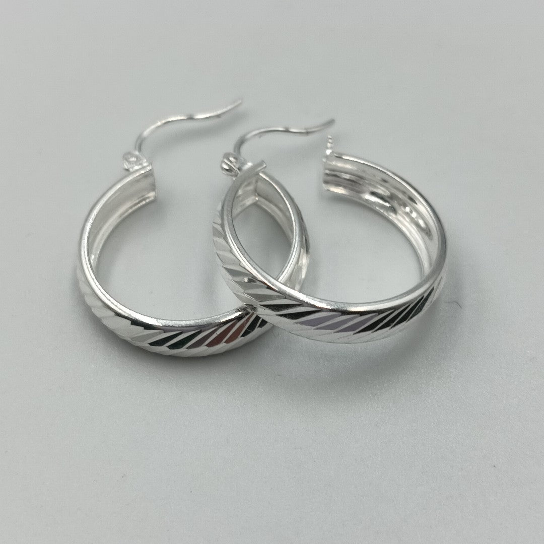 PAR ARRACADAS FACETADAS PLATA .925 2.3 GR (NUEVO)