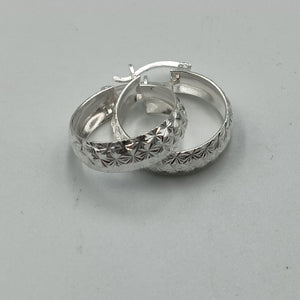 PAR ARRACADAS FACETADAS PLATA .925 3.4 GR (NUEVO)
