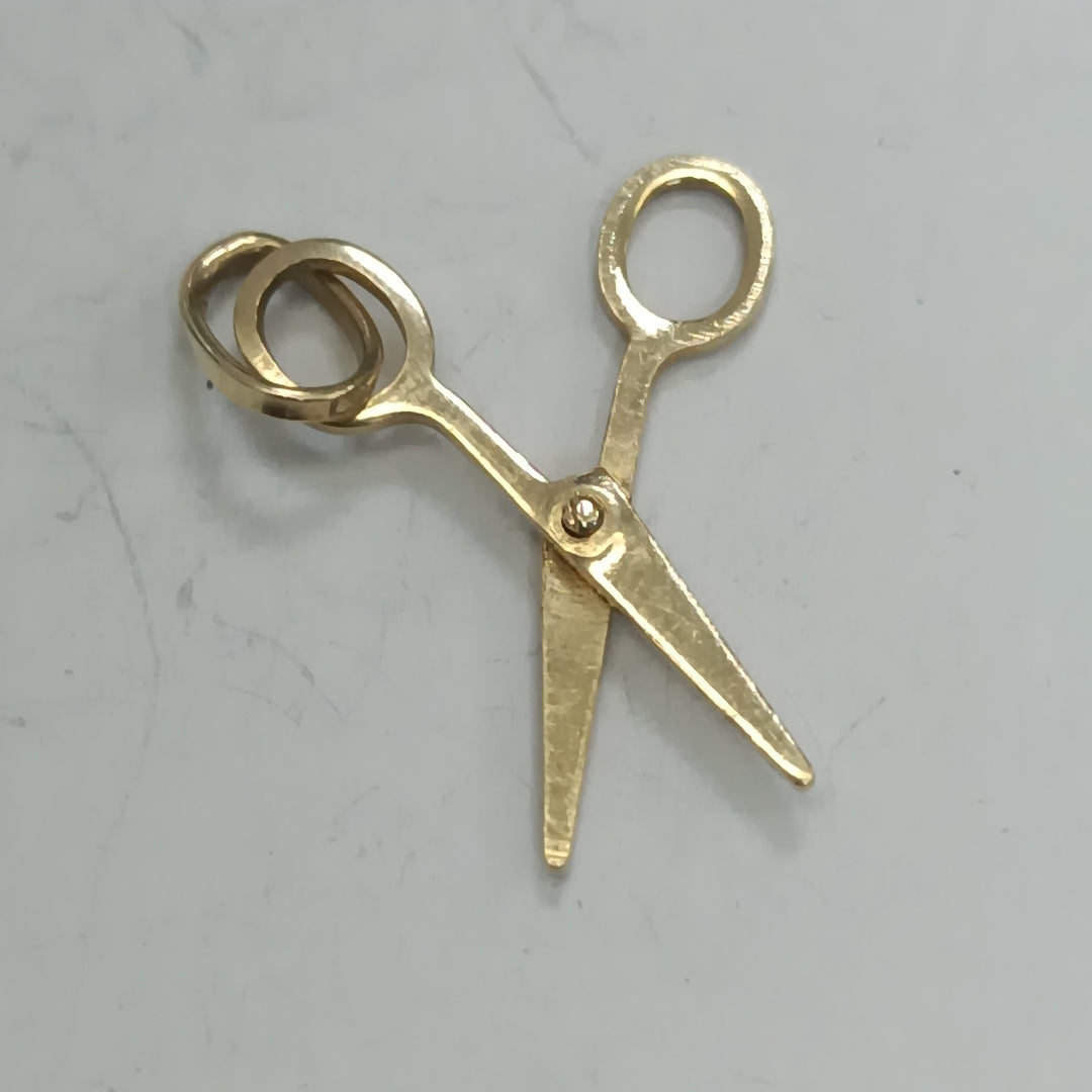 DIJE ORO 14 K 0,60 GRMS (SEMINUEVO)