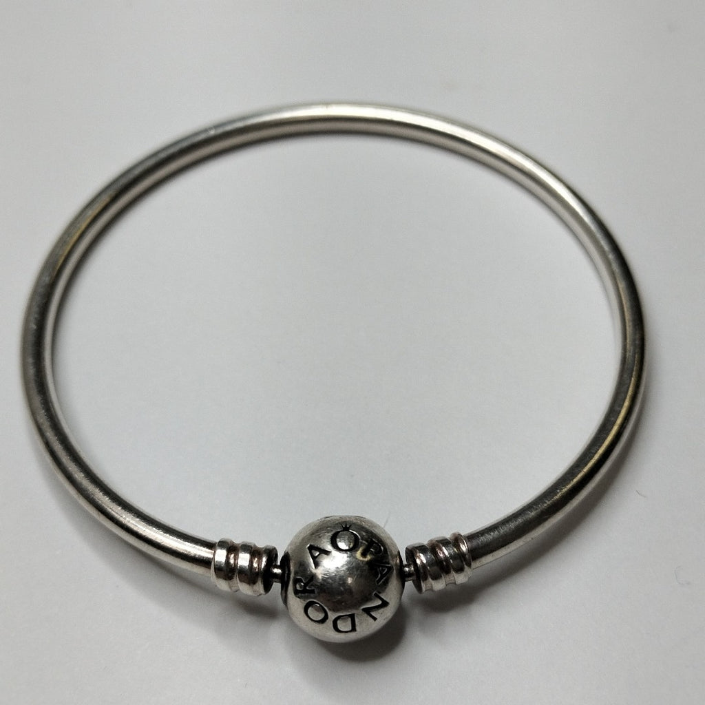 PULSERA RIGIDA PLATA 8.5 GRMS (SEMINUEVO)