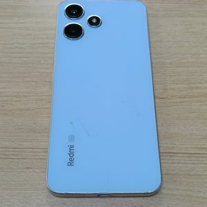 CELULAR XIAOMI REDMI 12 5G 23077RABDC (2023) 128 GB 4 GB RAM (SEMINUEVO)