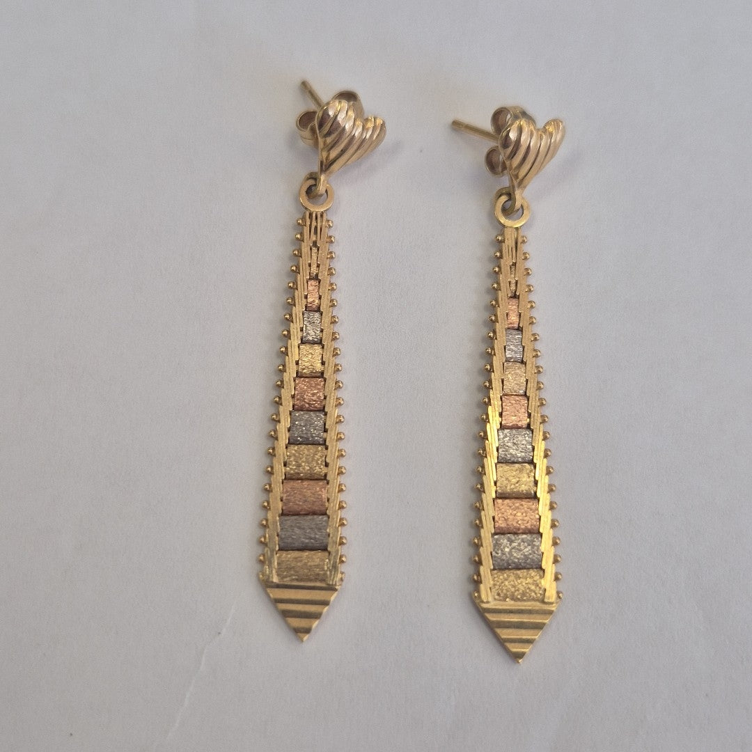 ARETES PAR ORO COMBINADO 14 K 5 GRMS (SEMINUEVO)