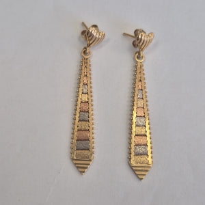 ARETES PAR ORO COMBINADO 14 K 5 GRMS (SEMINUEVO)