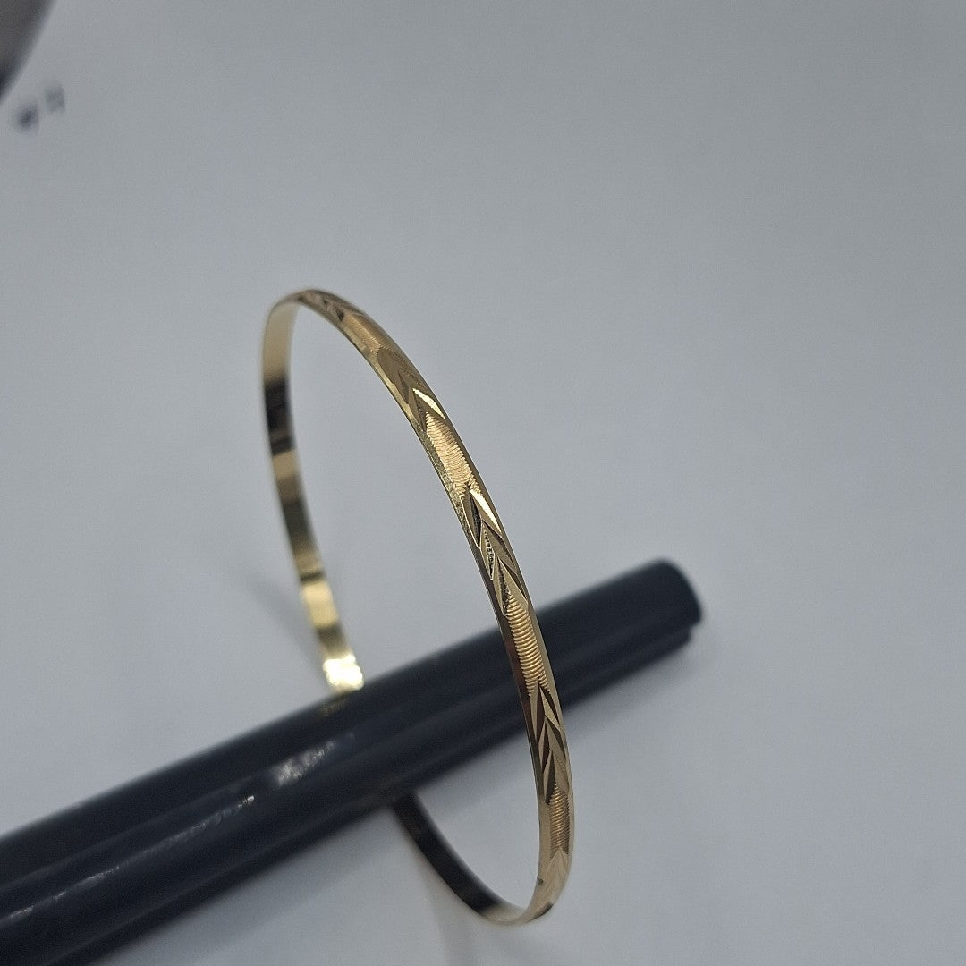 PULSERA RIGIDA ORO 14 K 5.6 GRMS (SEMINUEVO)