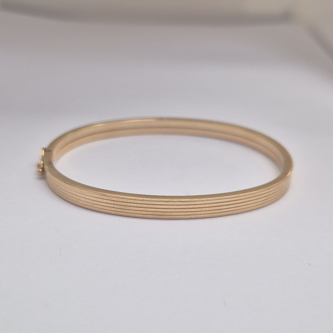 PULSERA RIGIDA ORO 10 K 8,50 GRMS (SEMINUEVO)