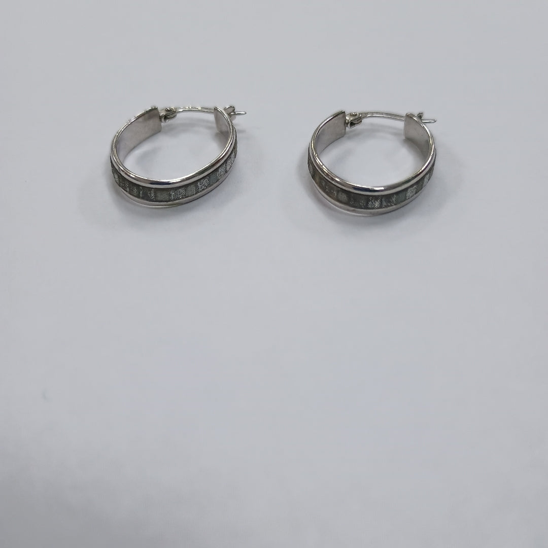 ARRACADAS PAR ORO BLANCO 10 K 1,50 GRMS (SEMINUEVO)