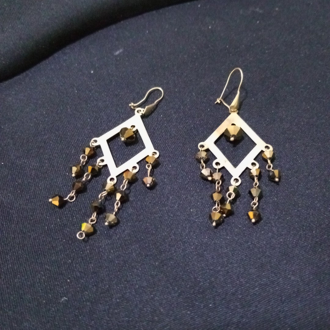 ARETES PAR ORO 10 K 4.4 GRMS (SEMINUEVO)
