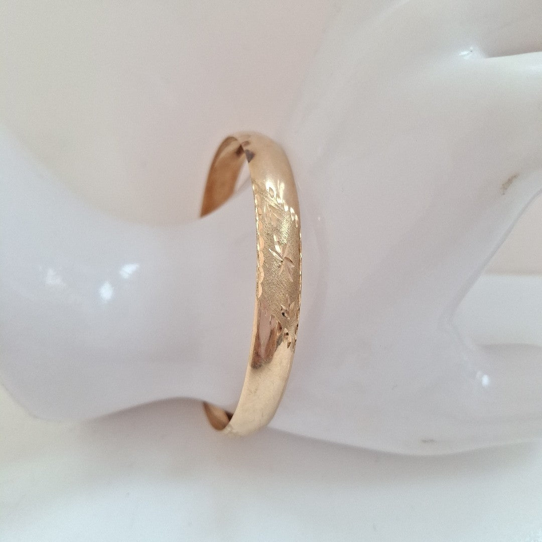 PULSERA RIGIDA ORO 10 K 6.2 GRMS (SEMINUEVO)