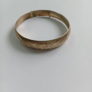 PULSERA RIGIDA ORO 10 K 9.3 GRMS (SEMINUEVO)