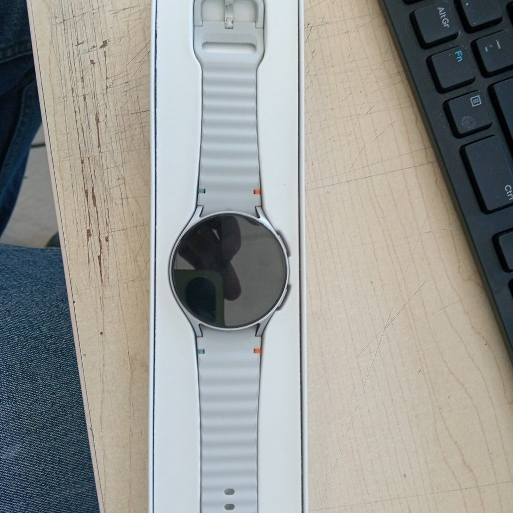 SMARTWATCH SAMSUNG GALAXY WATCH 7 SM-L310 44 MM GPS (SEMINUEVO)