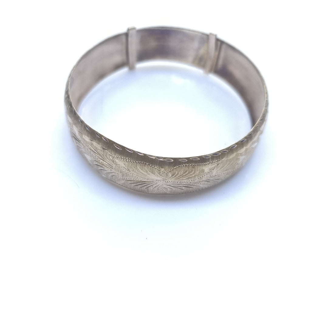 PULSERA RIGIDA ORO 10 K 16,50 GRMS (SEMINUEVO)