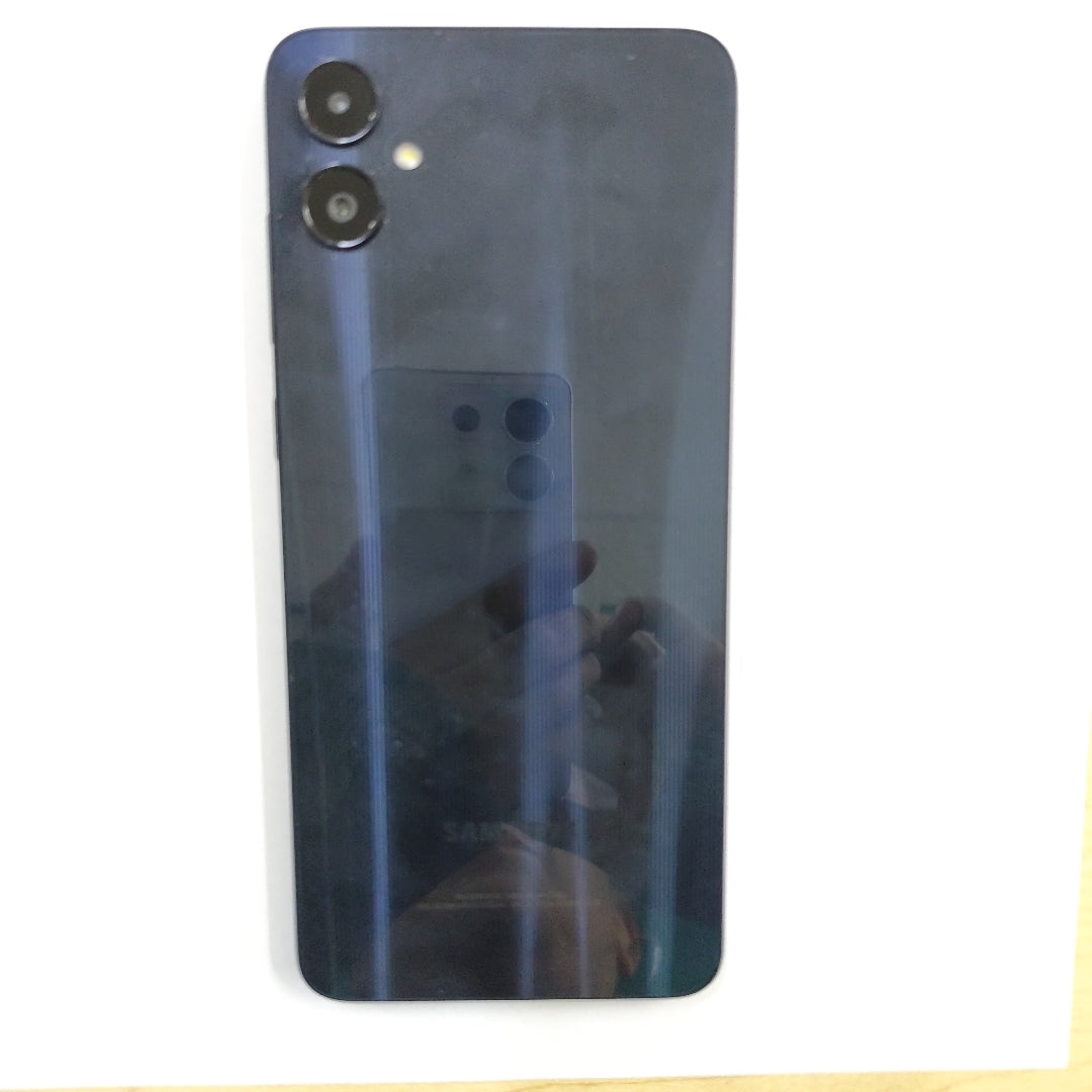 CELULAR SAMSUNG GALAXY A05 SM-A055M (2023) 128 GB 4 GB RAM (SEMINUEVO)