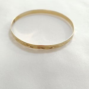 PULSERA RIGIDA ORO 10 K 8.8 GRMS (SEMINUEVO)