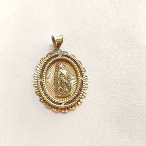 MEDALLA RELIGIOSA ORO 10 K 1.9 GRMS (SEMINUEVO)