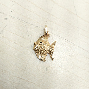 DIJE ORO 14 K 2 GRMS (SEMINUEVO)