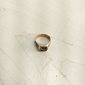 ANILLO DE GRADUACIÓN ORO 14 K 5.9 GRMS (SEMINUEVO)